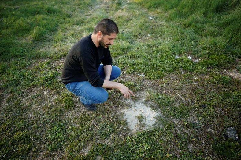 Kahramanmaraş’ta ev sahiplerini tedirgin eden görüntü. Her deprem sonrası yeraltından yükseliyor 2